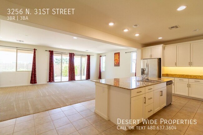 Building Photo - 3256 N 31st St