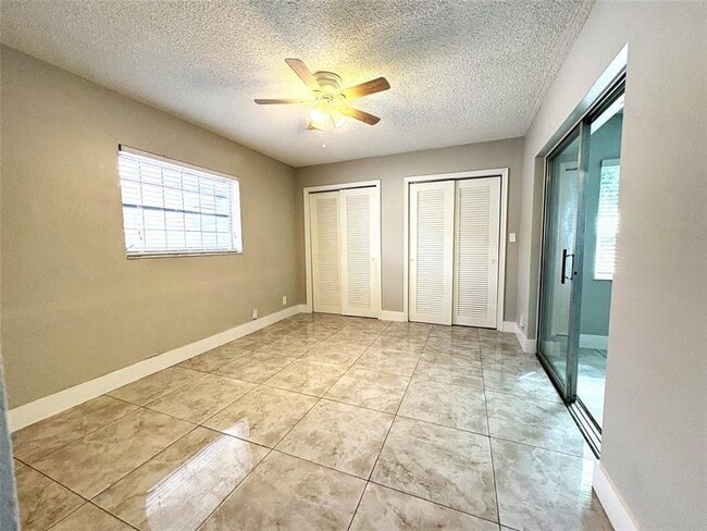 Building Photo - 6712 NW 60th St