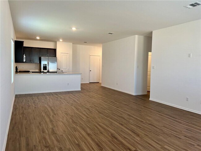 Building Photo - 1204 Rio Frio Ln