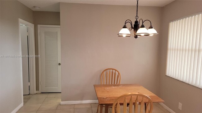 Building Photo - 4731 NW 10th Ct