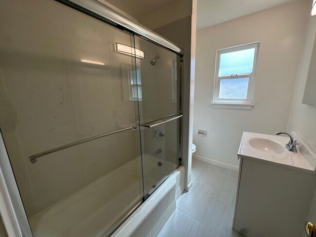 Building Photo - 4767001 /45