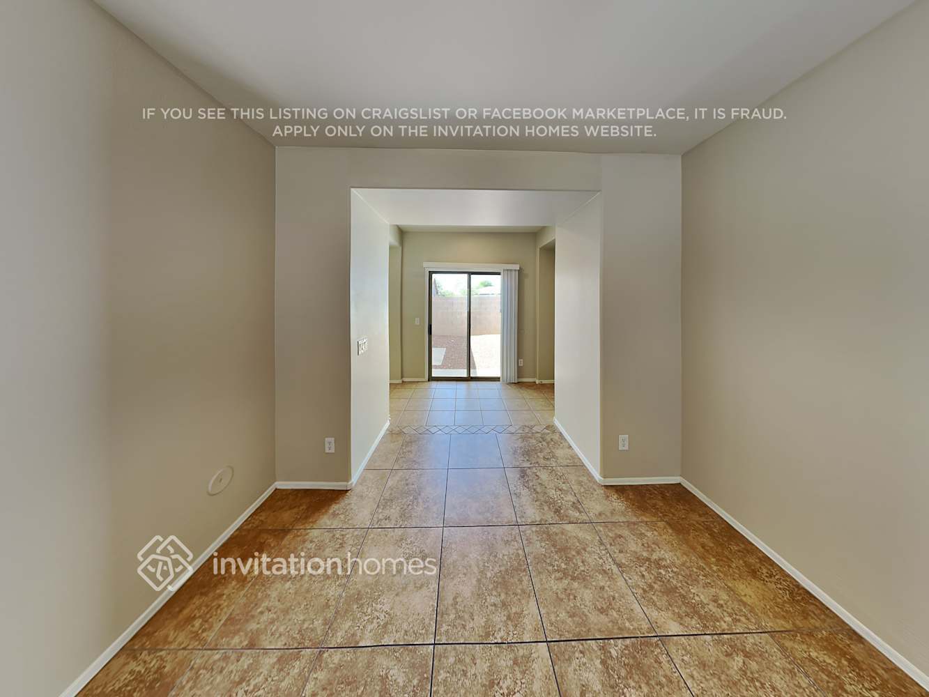Building Photo - 4610 E Laurel Ct