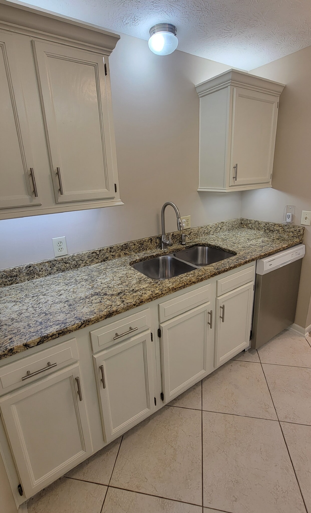 Building Photo - 382 Waterside Avenue