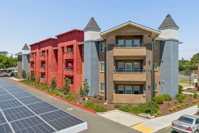 Building Photo - Oroville Heights Apartments
