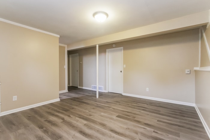 Building Photo - 2226 Bernie Dr