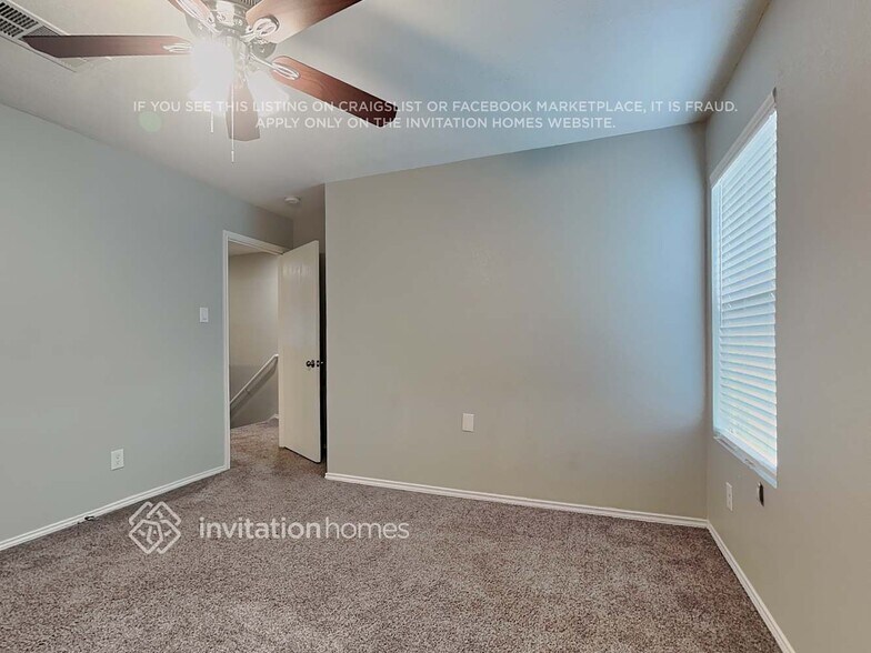 Building Photo - 7914 Modesto Dr