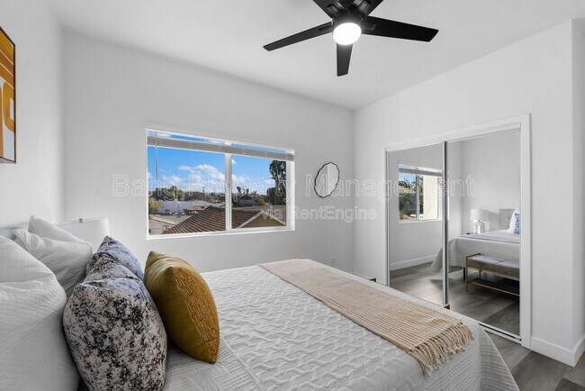 Building Photo - 1638 Elm Ave