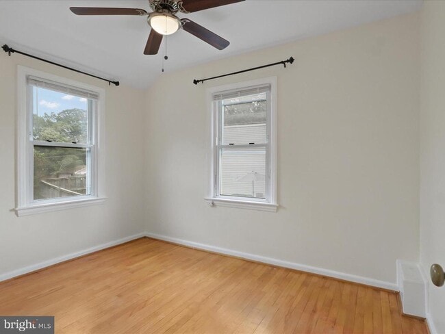 Building Photo - 2614 Jefferson Dr