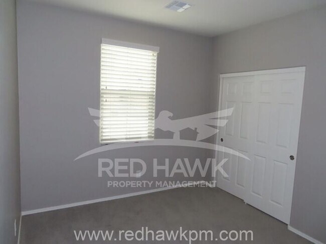 Building Photo - Charming Two Bedroom, Two Bathroom Mesa Re...