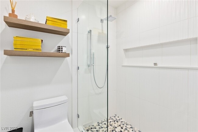 Building Photo - 9301 St James Cir