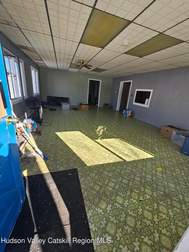 Building Photo - 477 Lattintown Rd