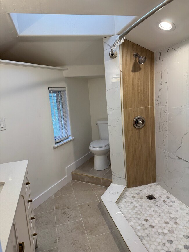 Building Photo - 1216 S 1100 E