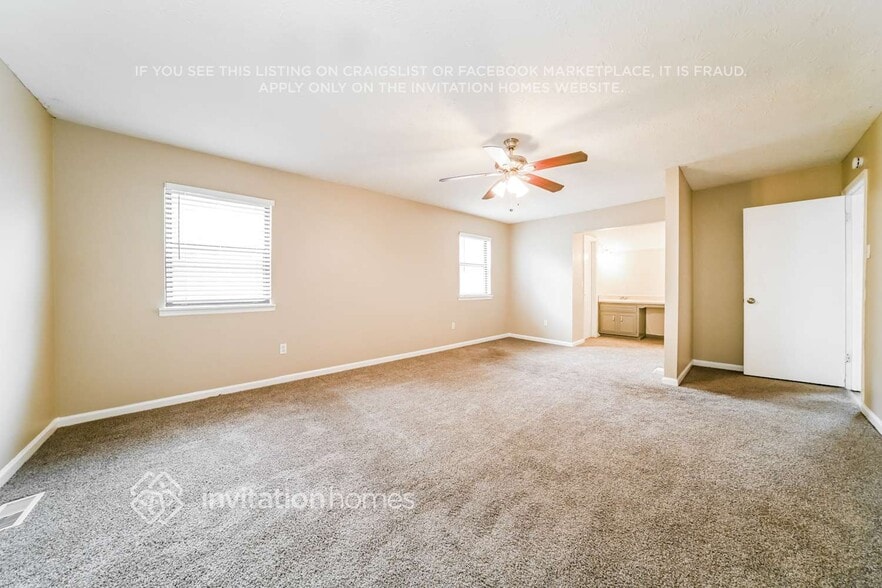 Building Photo - 6572 Oakwood Dr