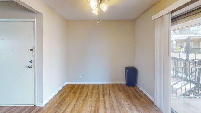 Building Photo - Cozy 2-BR Dilworth Condo - Move-In Ready!