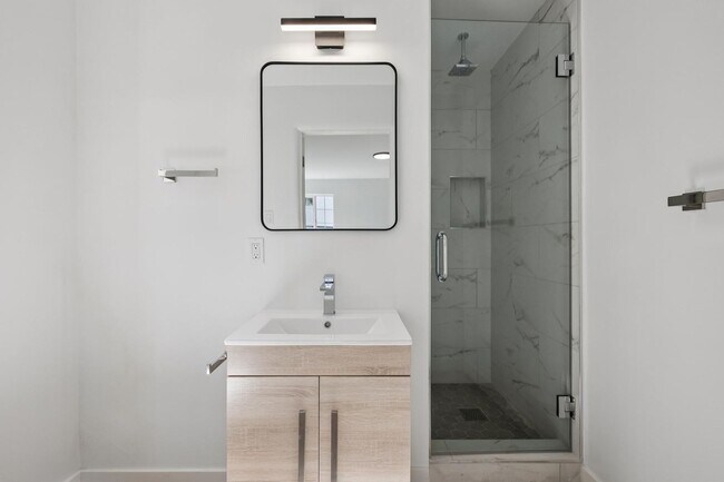 Building Photo - Gorgeously Renovated Historic 3-Bedroom Retreat in Downtown North (Palo Alto)