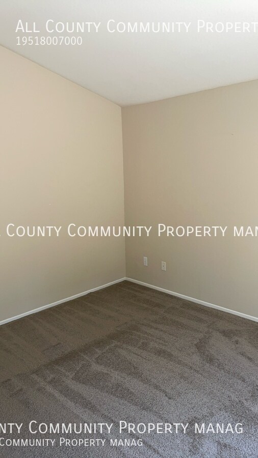Building Photo - 31697 Loma Linda Rd