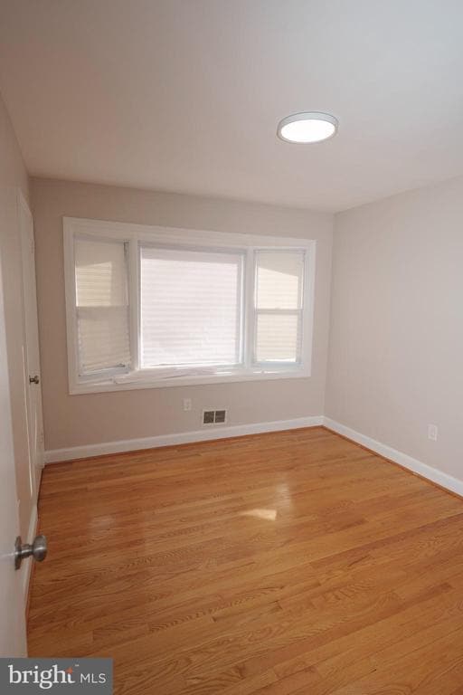 Building Photo - 4305 Elmwood Rd