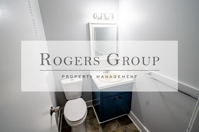 Building Photo - #160*** - Vance Academy Rd Duplex