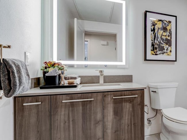 Building Photo - 4984 El Camino Real