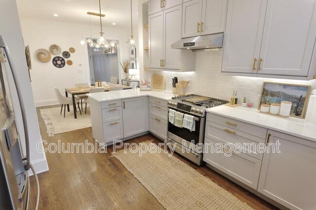 Building Photo - 11 Q St NE