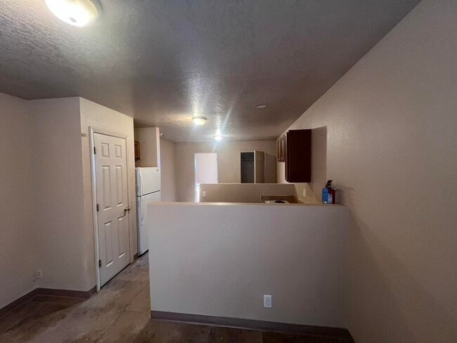 Building Photo - 502 U.S. Rte 66