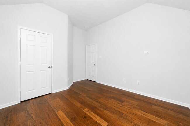 Building Photo - 24427 Ranchwood Springs Ln