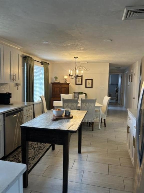 Building Photo - 3 Crestwood Dr