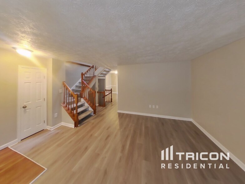 Building Photo - 1650 Elkwood Ct