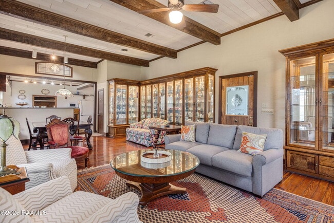 Building Photo - 411 Wiggins Rd