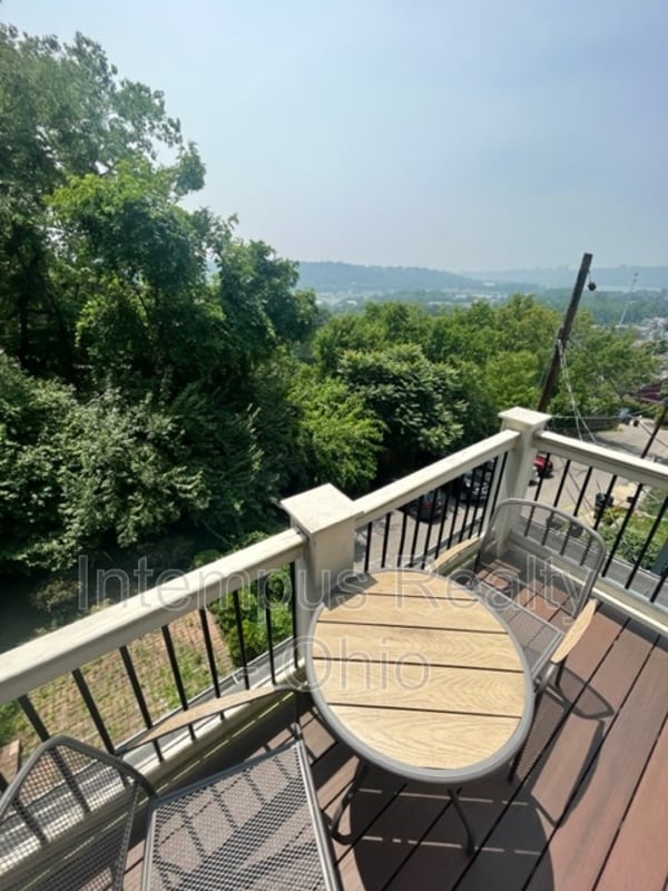 Building Photo - 3724 Stevens Pl