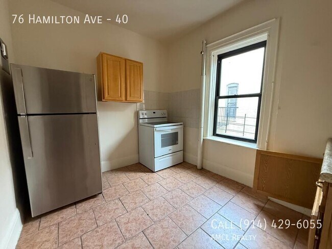 Building Photo - 76 Hamilton Ave