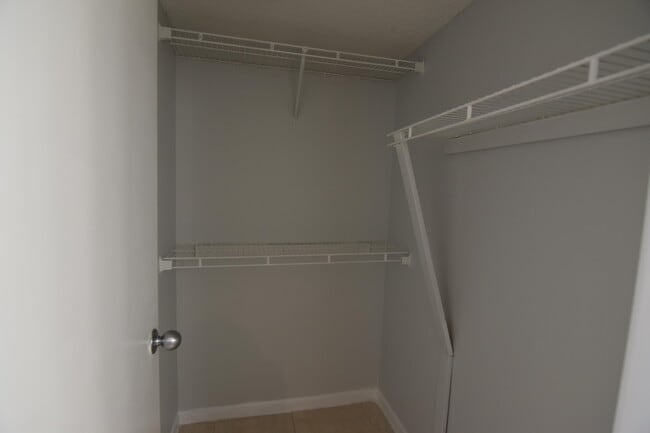 Building Photo - 6300 La Costa Dr
