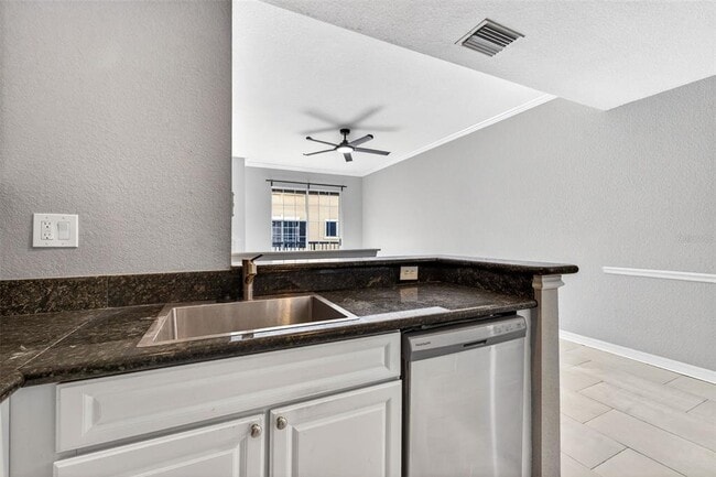 Building Photo - 105 S Bradford Bch Ct
