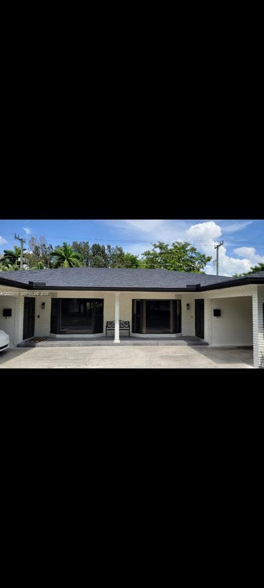 Building Photo - 400 NW 65th Ave