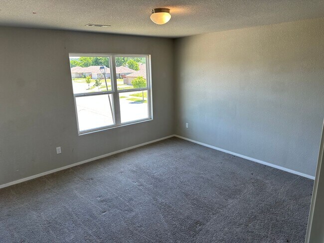 Building Photo - 5110 W Claxton Cir