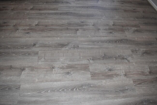 Building Photo - 44725 Ellery Ln