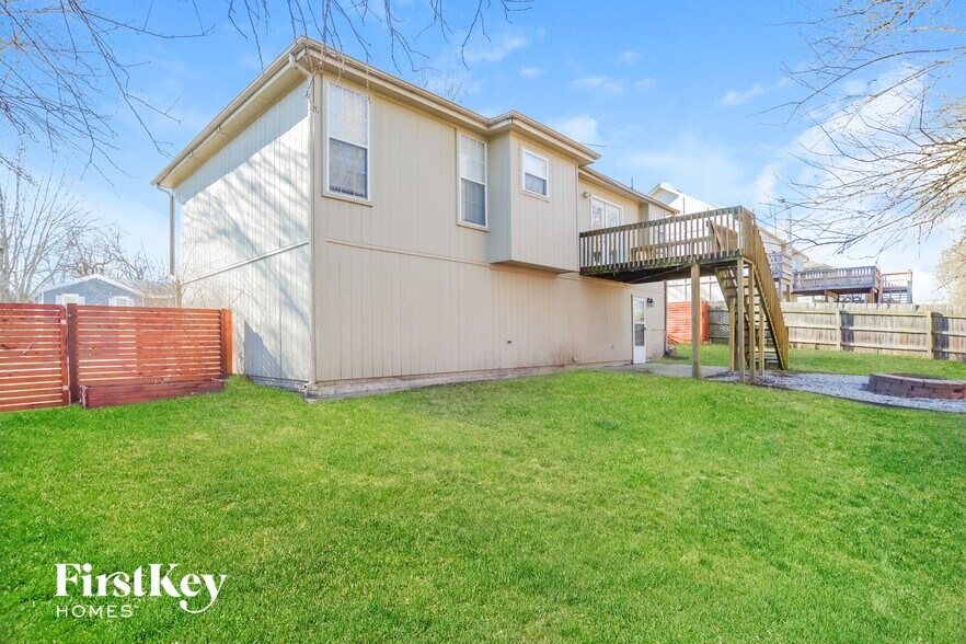 Building Photo - 1106 Park Dr