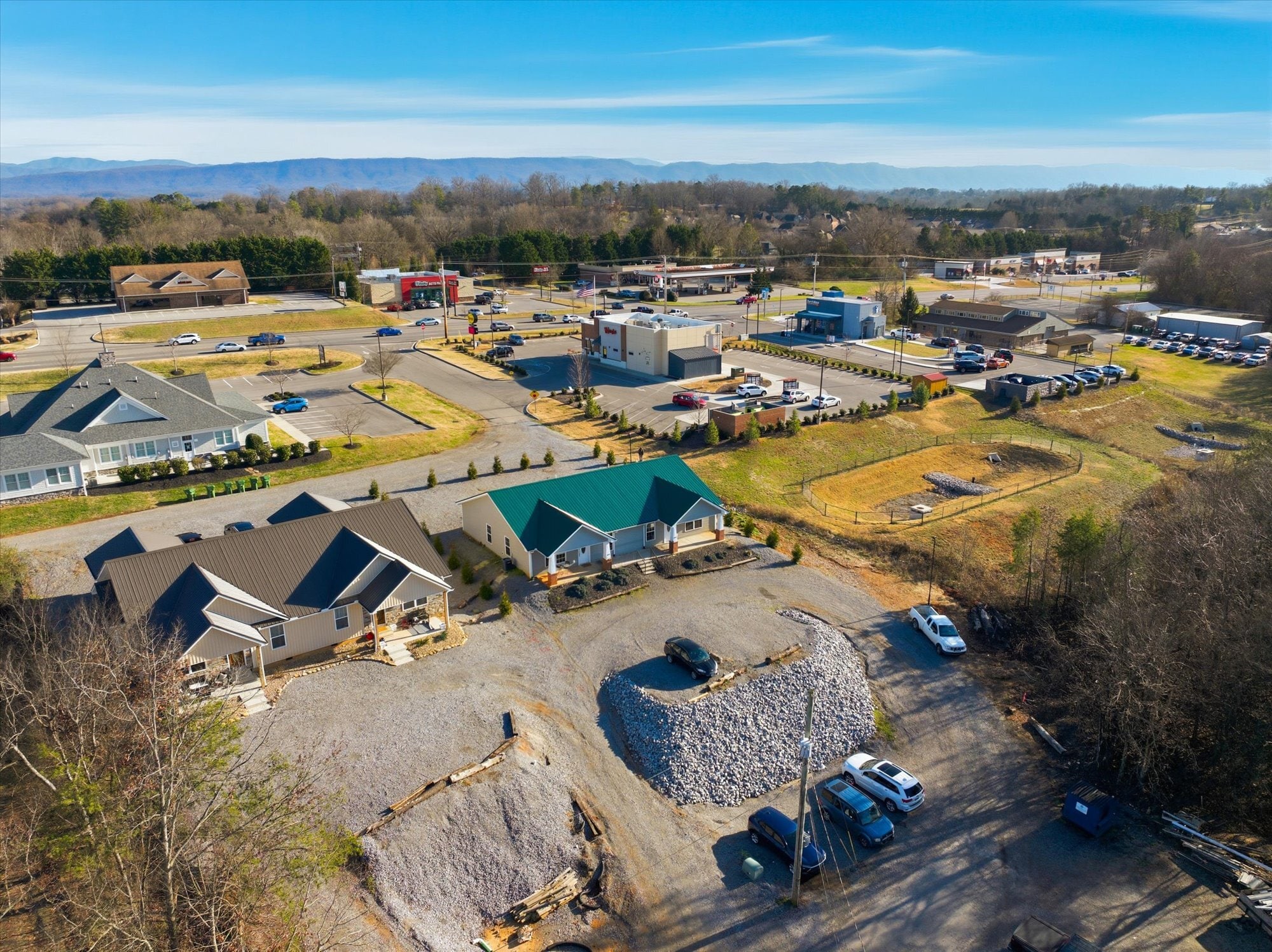 Building Photo - 1912 Laurel Ln