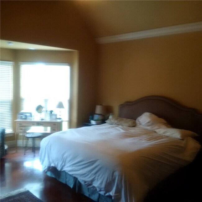 Building Photo - 3677 Hearthstone Dr