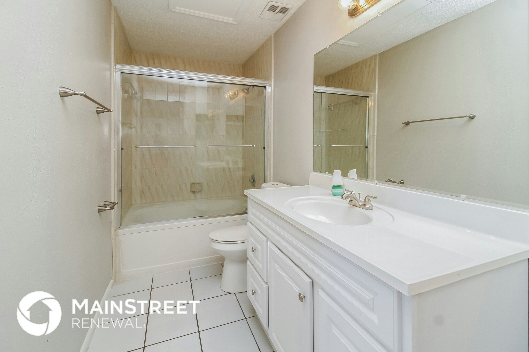 Building Photo - 9905 Piney Point Cir