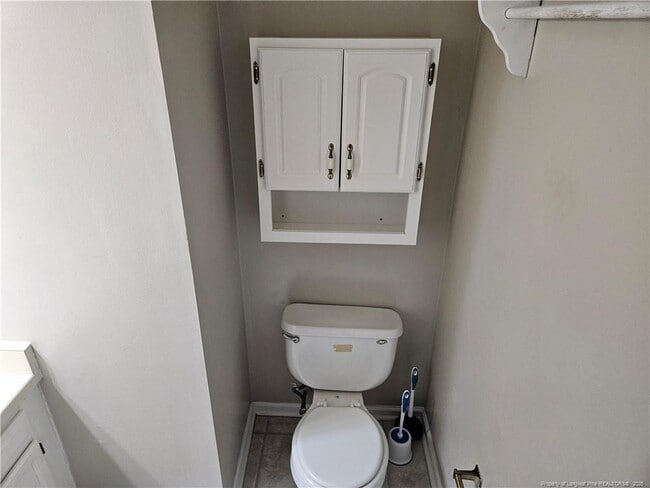 Building Photo - 6607 English Ivy Ln