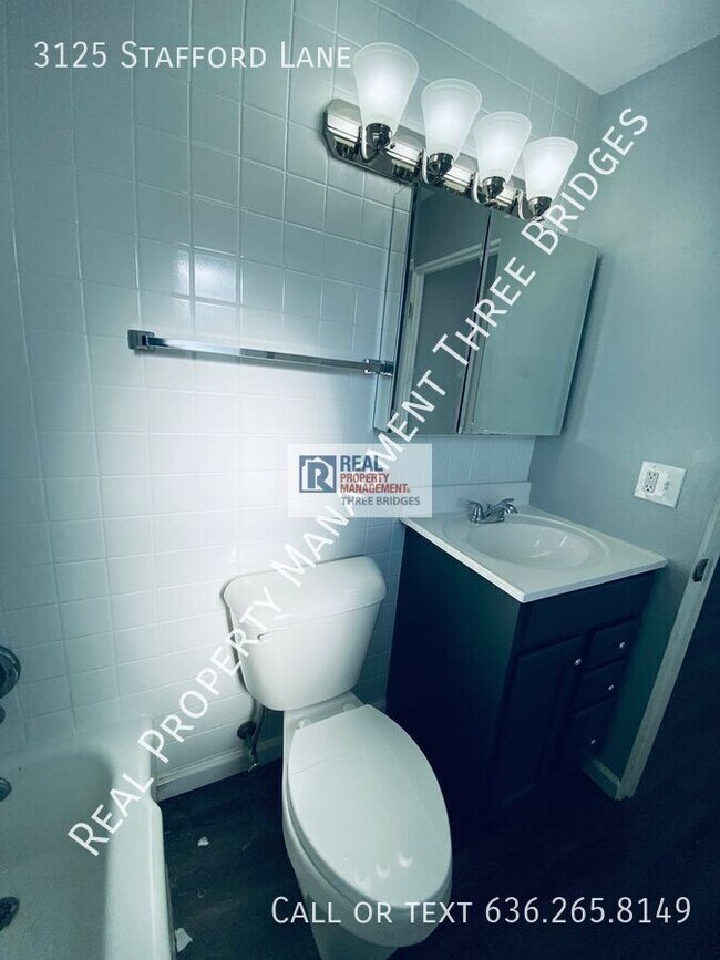 Building Photo - 3125 Stafford Ln