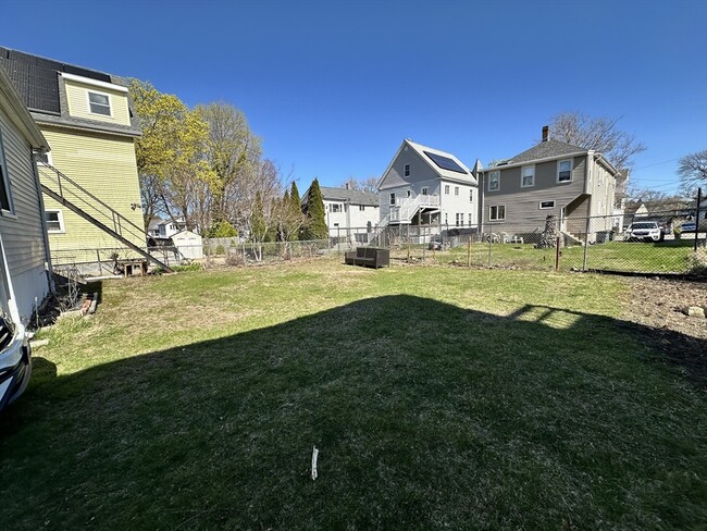 Building Photo - 82 Dexter Ave