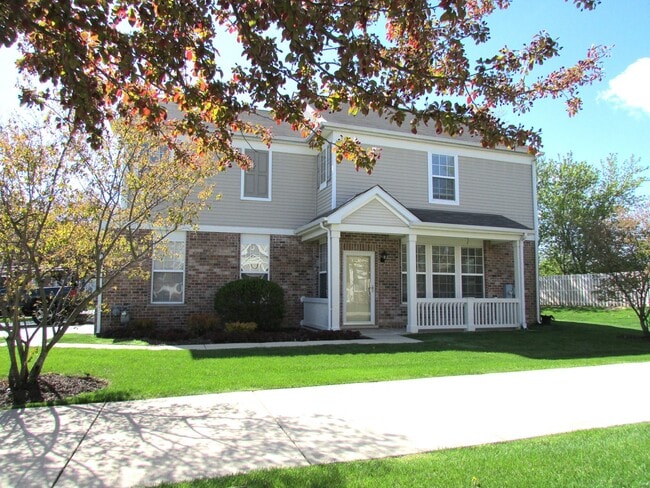 Building Photo - 2502 Evergreen Cir