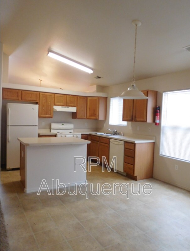 Building Photo - 2315 Iron Gate Trail SW