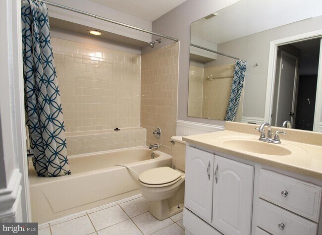 Building Photo - 6014 Havener House Way