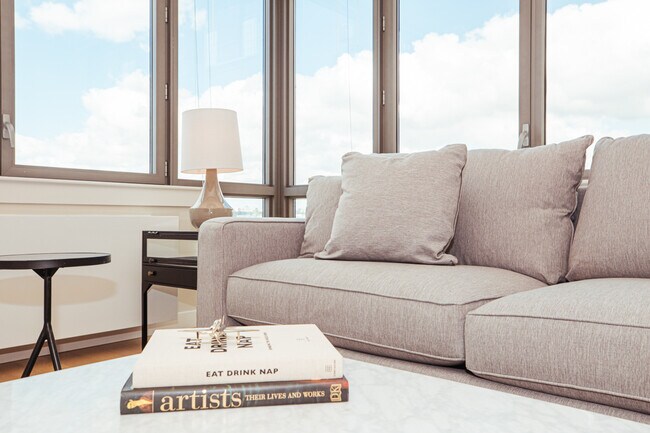 Building Photo - 282 11th Ave