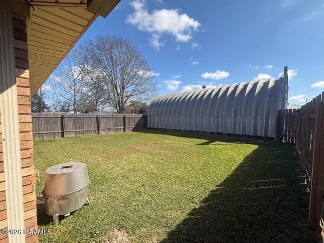 Building Photo - 109 Yvonne St