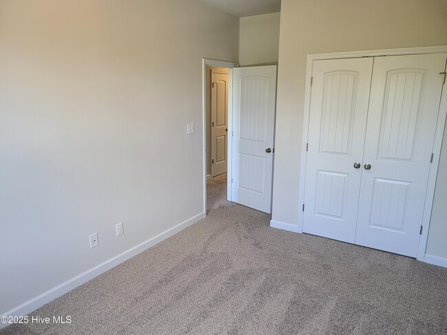 Building Photo - 262 Currituck Dr