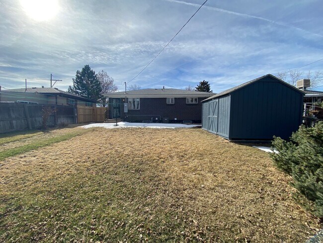 Building Photo - Charming 2 bedroom home in Ruby Hill neighborhood of Denver